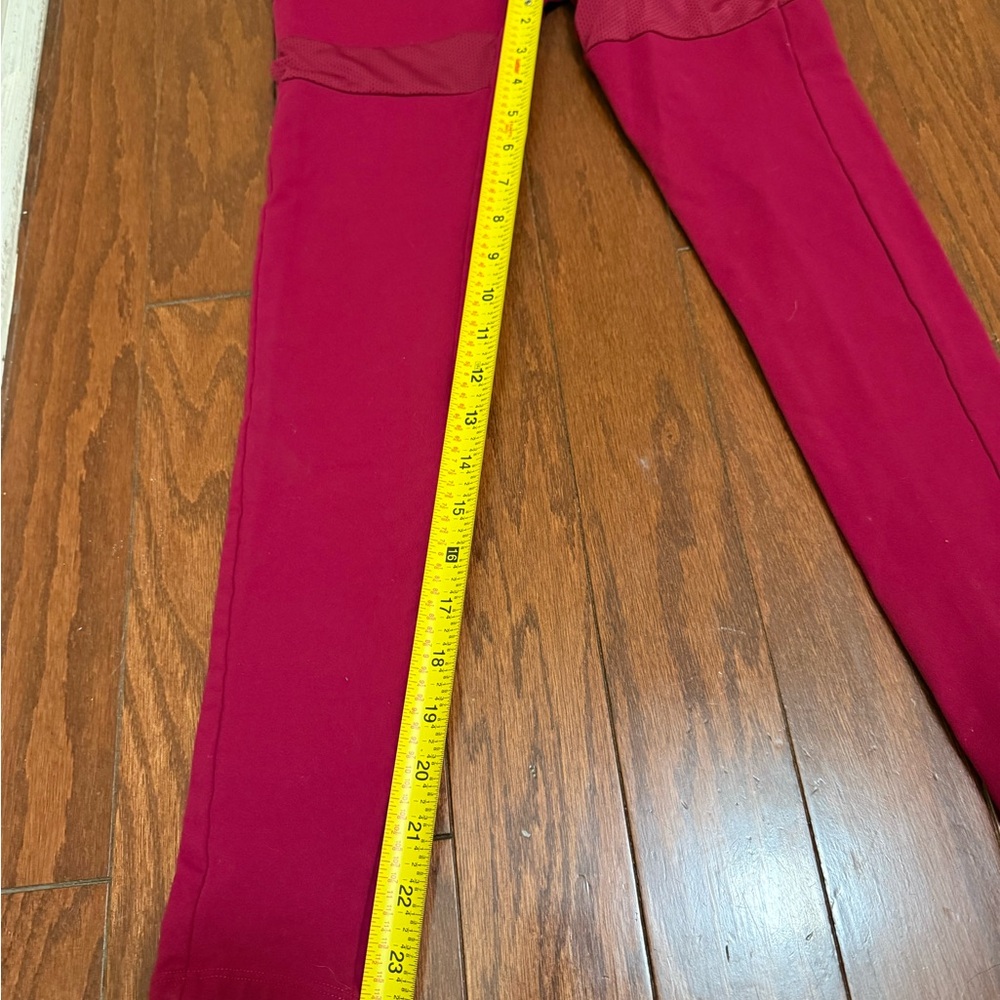 Gymshark x Nikki Blackketter‎ S1 Dynamic Leggings Beetroot XS - Picture 6 of 6